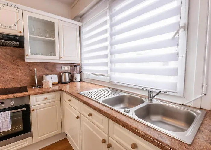 Apartament L'eclat Marin - Sea View- 2 Bedrooms- Garage- Terrace *
